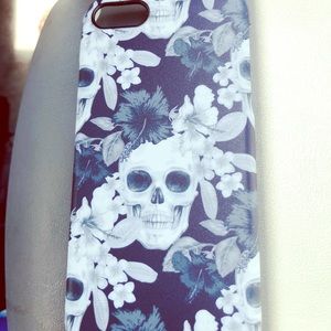 iPhone 8 blue floral skull hard case, new